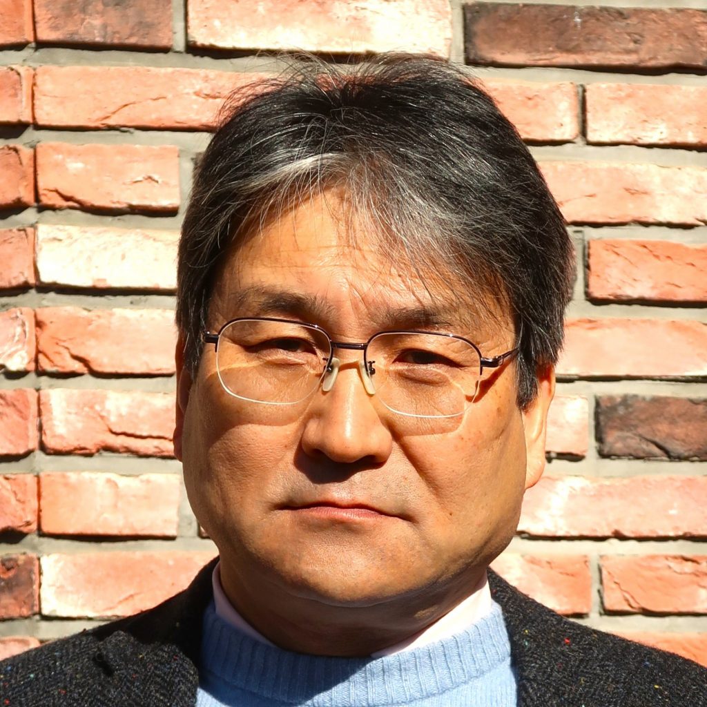 清愛幼稚園
園長 藤 秀彦 先生